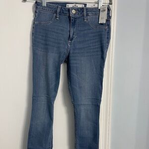 Brand new w tags Hollister high rise curvy leggings jeans size 27